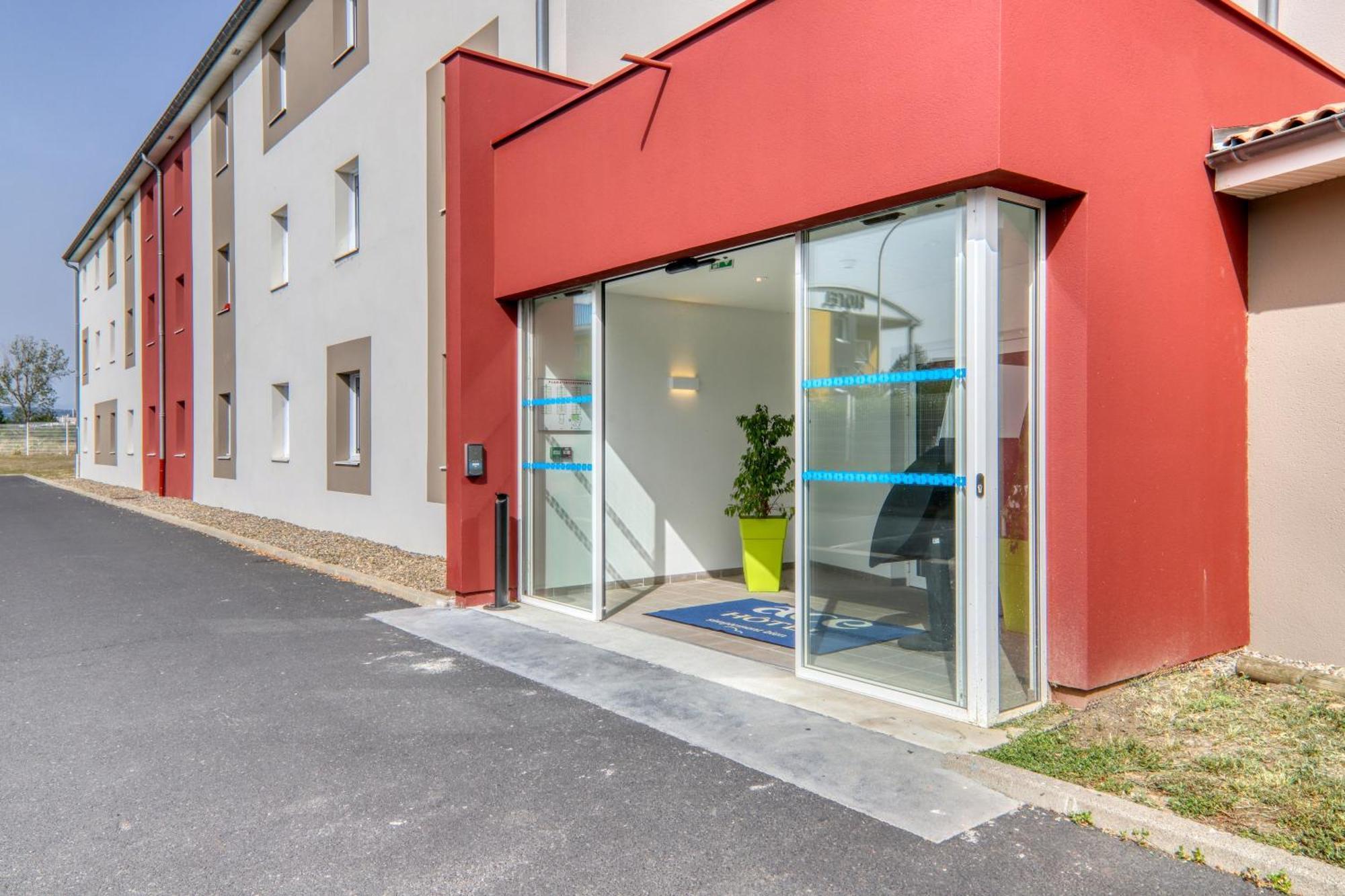 Ace Hotel Issoire Exterior photo
